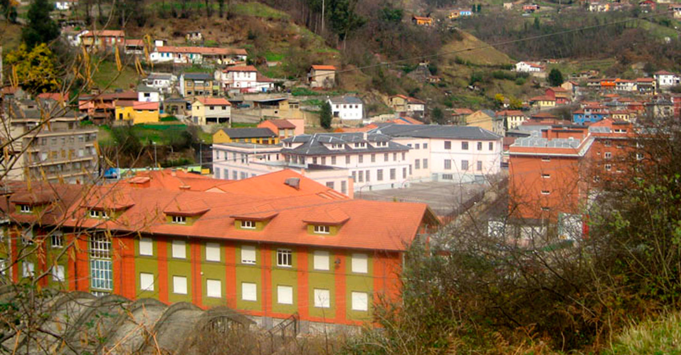 vista panorámica de la Fundación Comarcas Mineras para la Formación y Promoción del Empleo (FUCOMI)